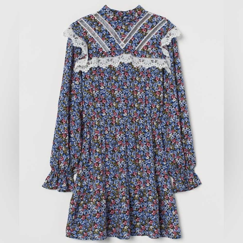 *NWT H&M Divided Floral Dress size Medium